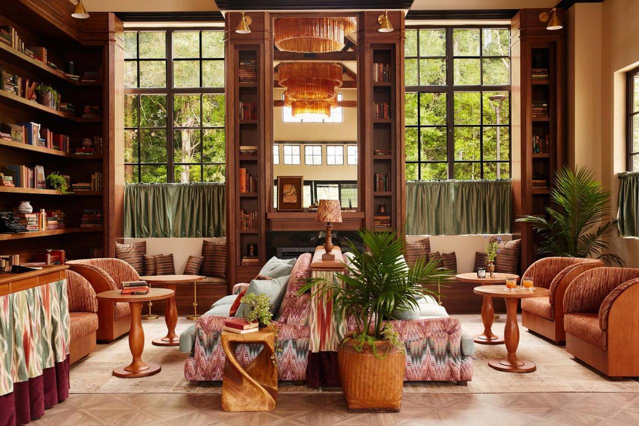 Hotel Berkshires Untold Lenox Exterior foto