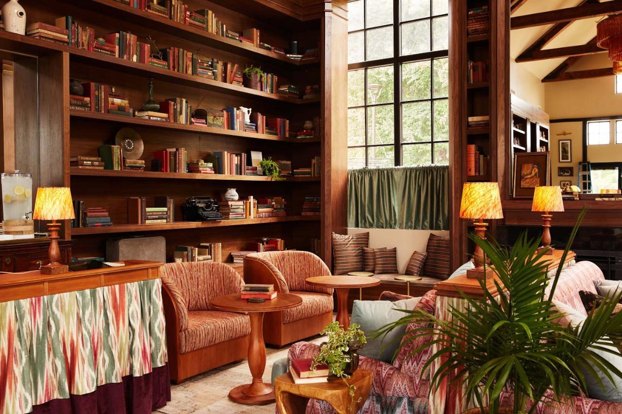 Hotel Berkshires Untold Lenox Exterior foto